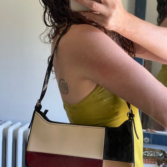 Colorblock Patent Leather Baguette Shoulder Bag - Picture 14 of 14